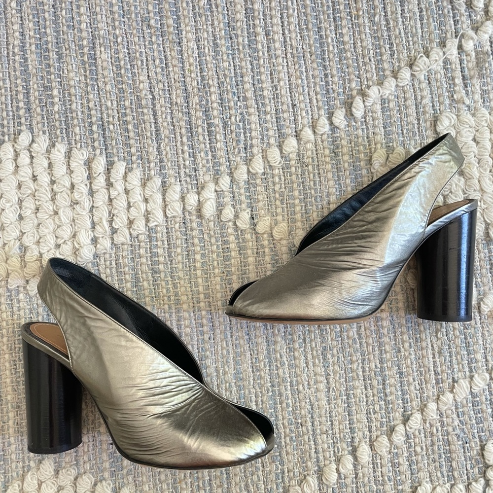 Isabel Marant Meirid silver heels - Picture 2 of 4